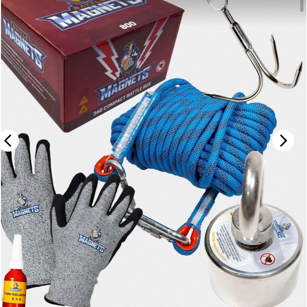 NIP🆕Battle Magnets 🧲 Magnet 🧲 Fishing Kit 🧲360 Compact Battle Box - 800 lbs
